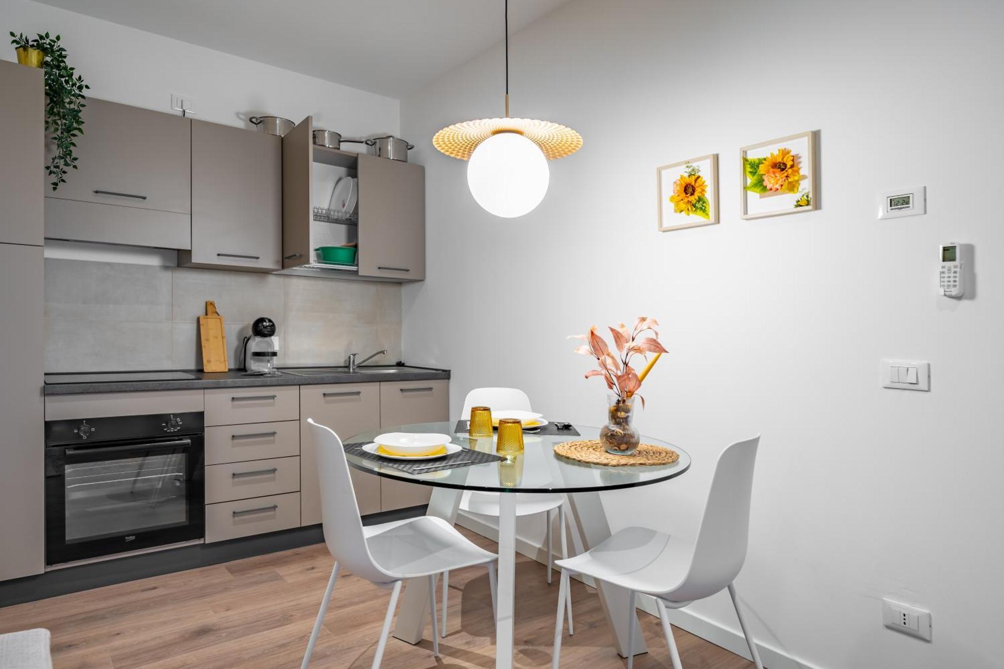 Apartamento Cascina Conicchio - Metro Station - By Host4U Brescia Exterior foto