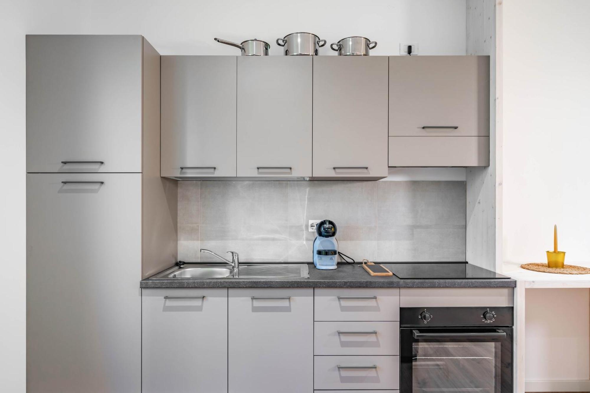 Apartamento Cascina Conicchio - Metro Station - By Host4U Brescia Exterior foto