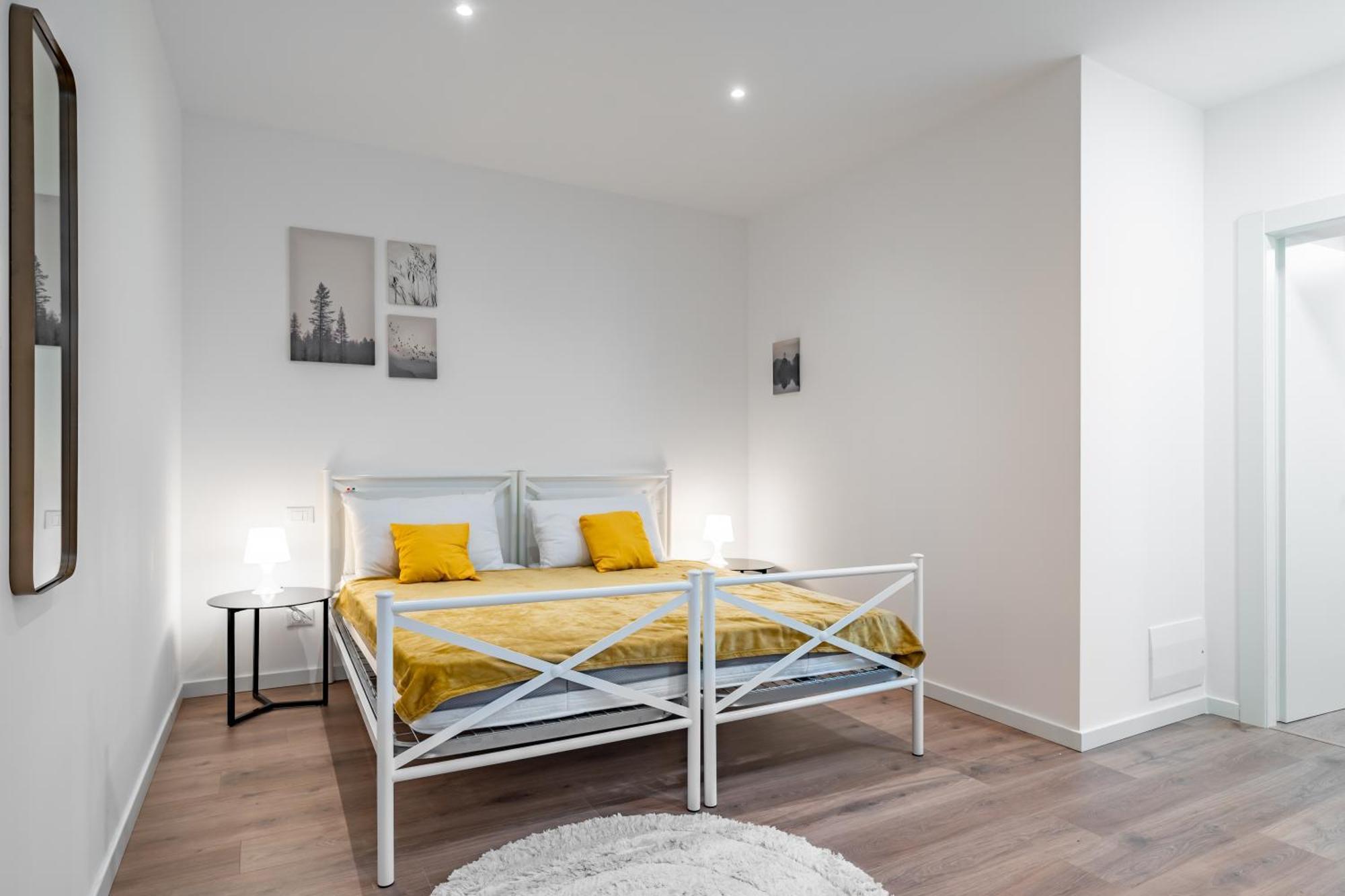 Apartamento Cascina Conicchio - Metro Station - By Host4U Brescia Exterior foto