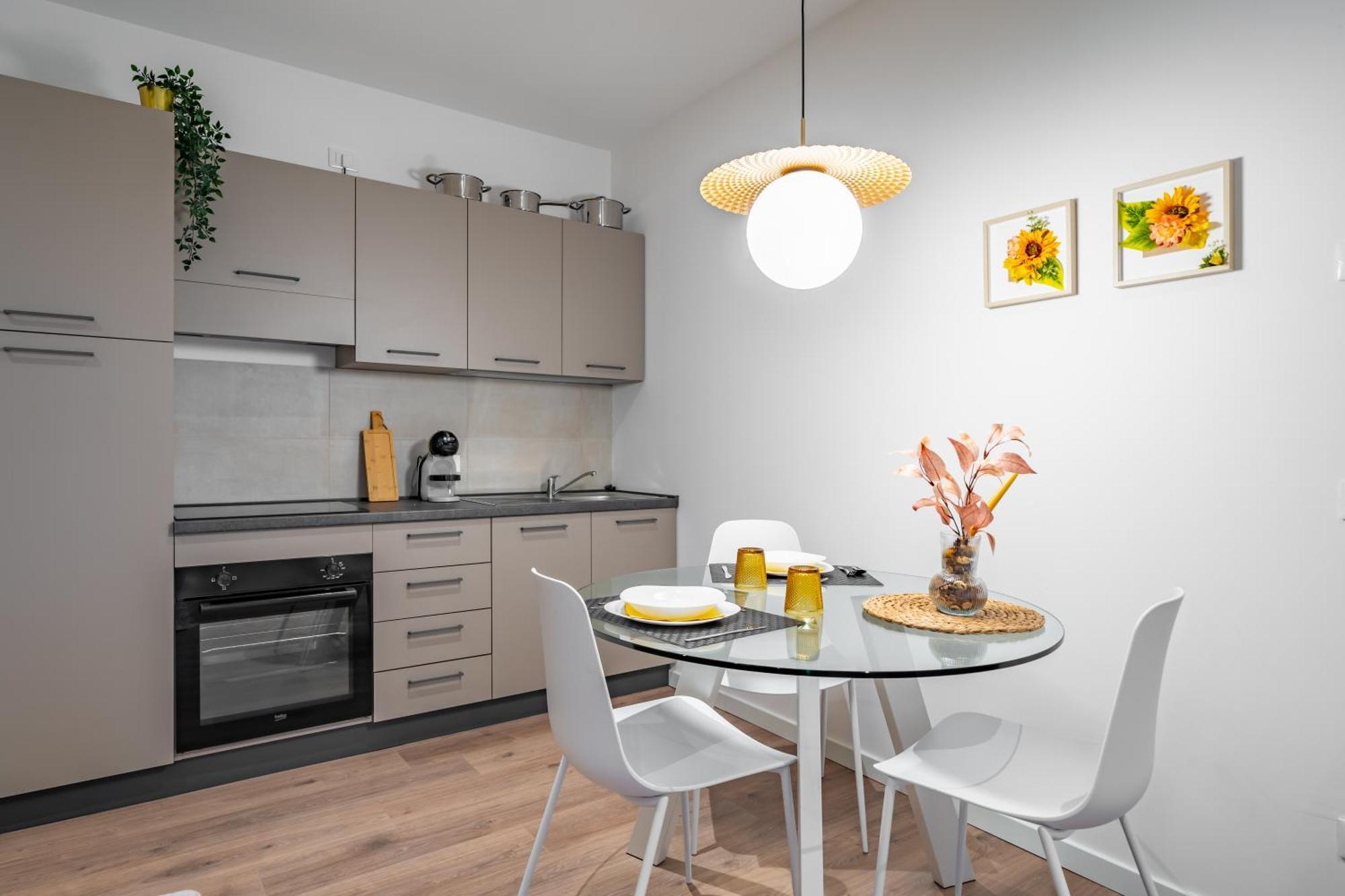 Apartamento Cascina Conicchio - Metro Station - By Host4U Brescia Exterior foto