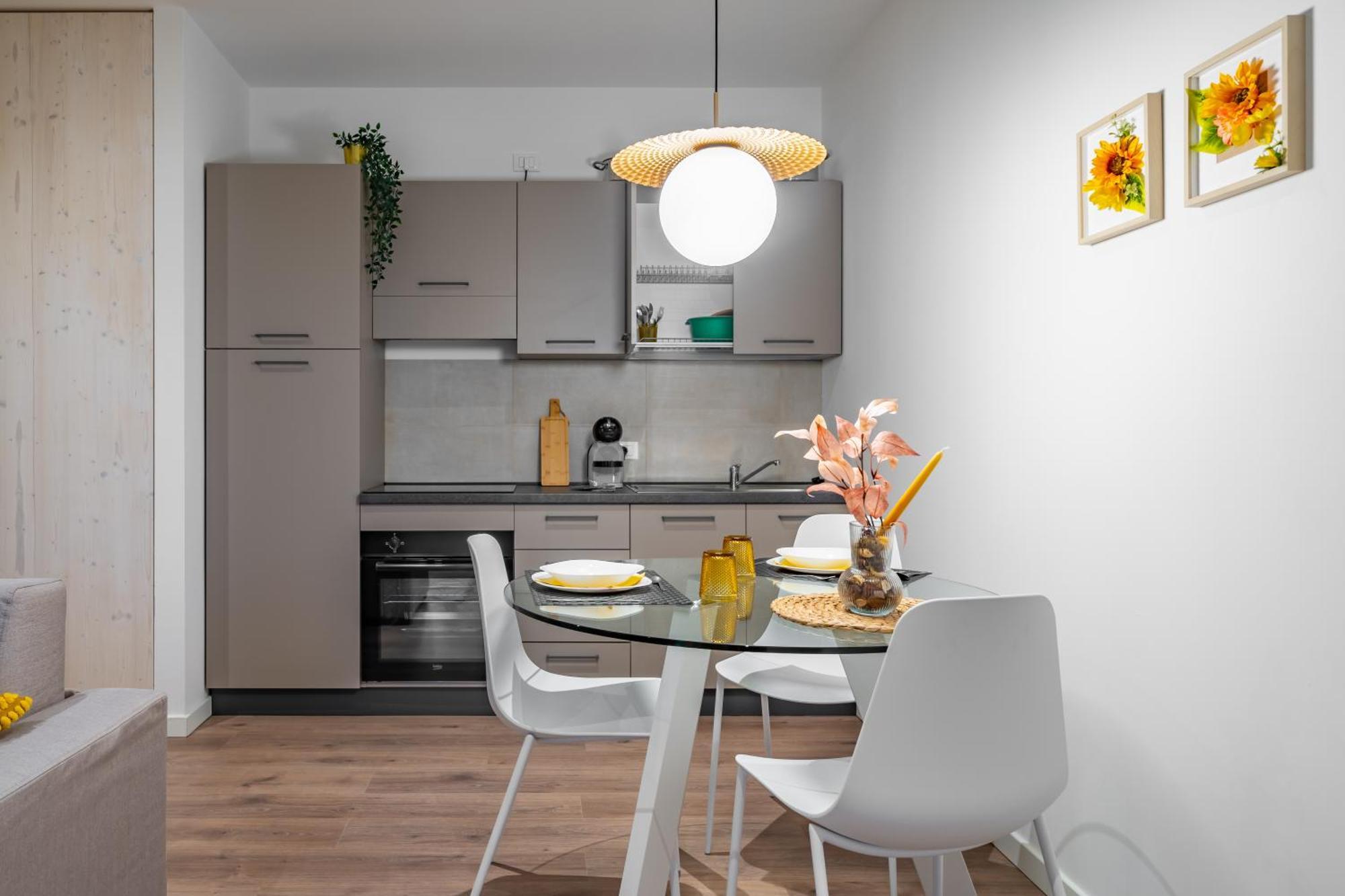 Apartamento Cascina Conicchio - Metro Station - By Host4U Brescia Exterior foto
