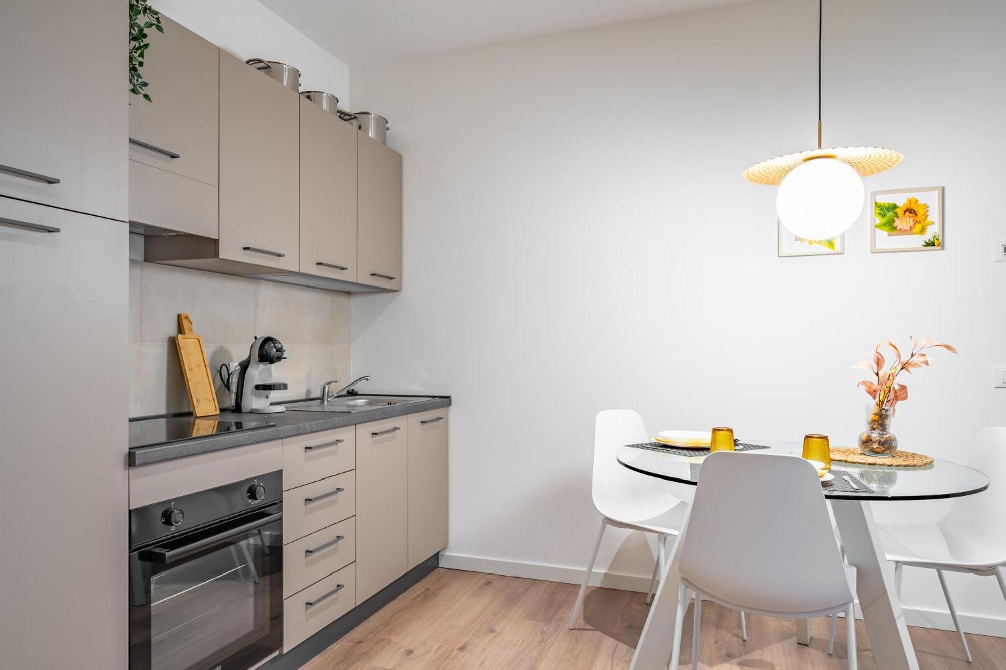 Apartamento Cascina Conicchio - Metro Station - By Host4U Brescia Exterior foto