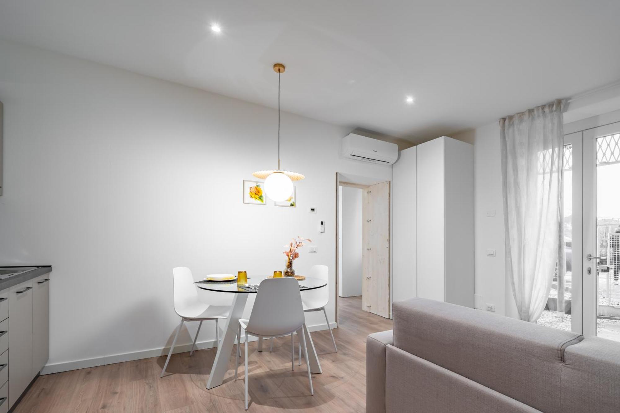 Apartamento Cascina Conicchio - Metro Station - By Host4U Brescia Exterior foto
