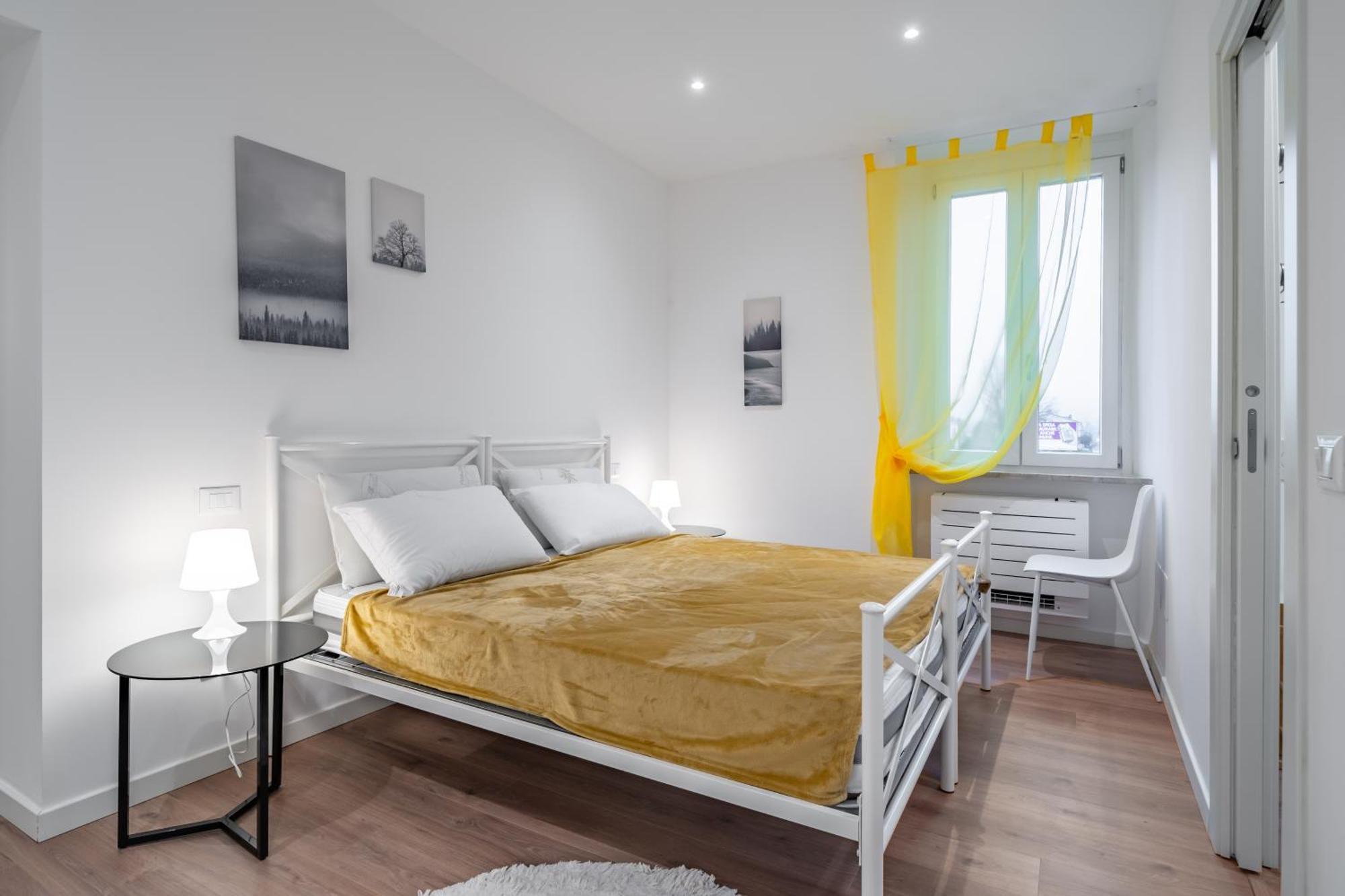 Apartamento Cascina Conicchio - Metro Station - By Host4U Brescia Exterior foto