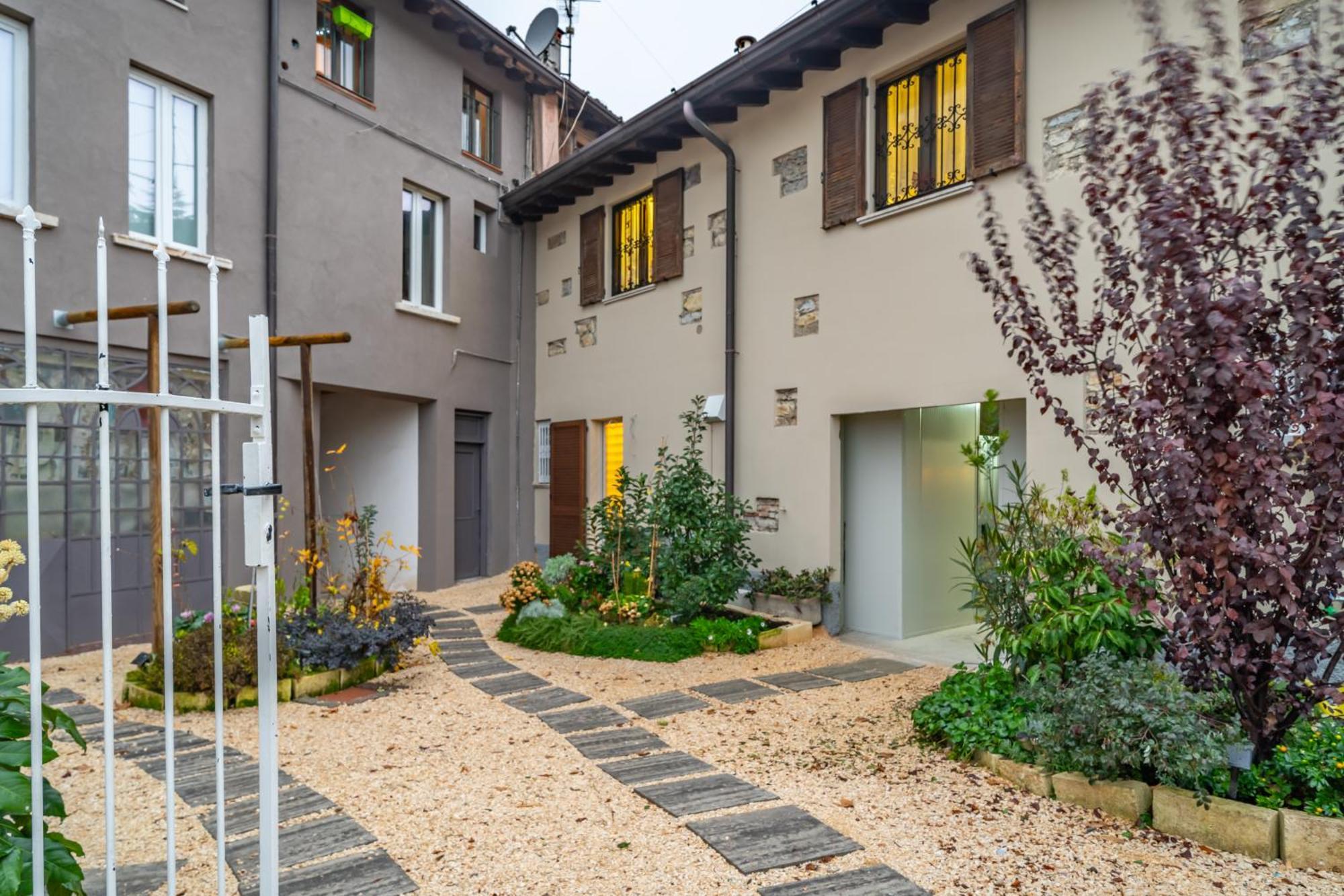 Apartamento Cascina Conicchio - Metro Station - By Host4U Brescia Exterior foto